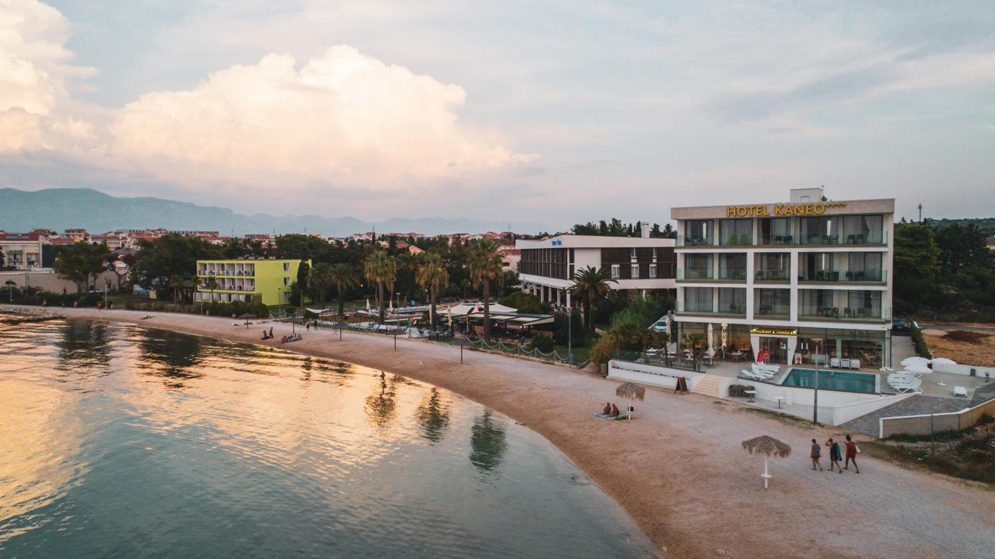 Kaneo Beach Hotel Novalja Dış mekan fotoğraf