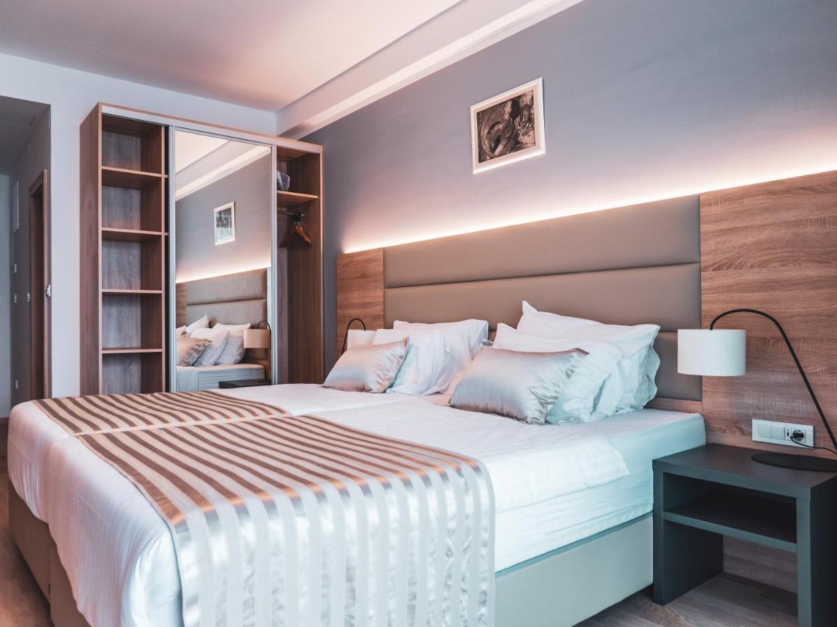 Kaneo Beach Hotel Novalja Dış mekan fotoğraf